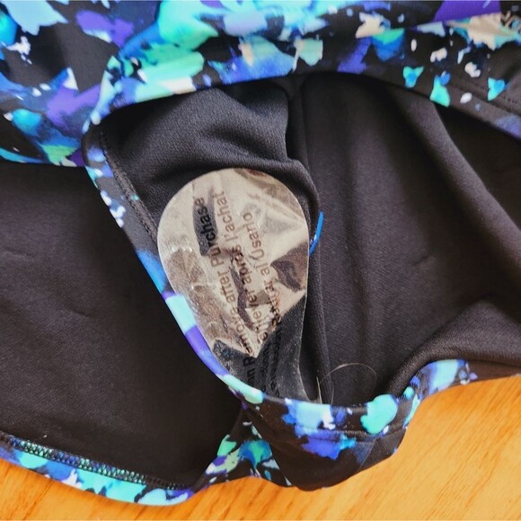 Speedo swimsuit size XL NWT - Picture 6 of 6